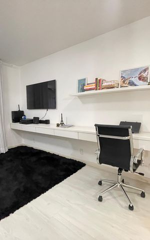 Casa de condomínio à venda com 141m², 3 quartos e 2 vagas Casa de condomínio à venda com 141m², 3 quartos e 2 vagasSala 2