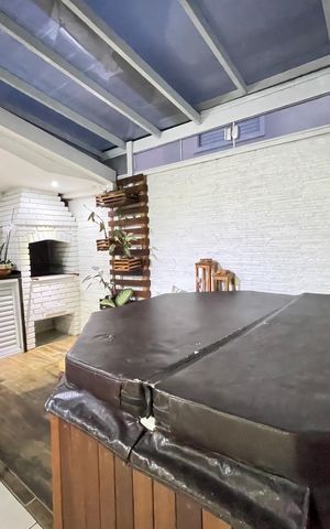 Casa de condomínio à venda com 141m², 3 quartos e 2 vagas Casa de condomínio à venda com 141m², 3 quartos e 2 vagasQuintal