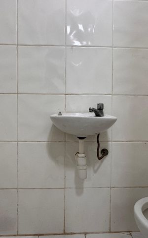 Apartamento à venda com 130m², 2 quartos e 2 vagas Apartamento à venda com 130m², 2 quartos e 2 vagasCozinha e Área de Serviço