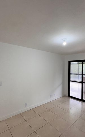 Apartamento à venda com 130m², 2 quartos e 2 vagas Apartamento à venda com 130m², 2 quartos e 2 vagasSuíte