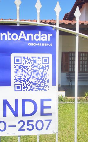 Casa à venda com 260m², 5 quartos e 2 vagasPIMZ-278