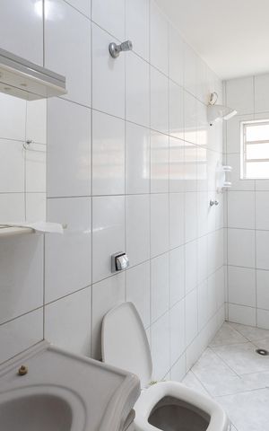 Casa à venda com 165m², 4 quartos e 2 vagas Casa à venda com 165m², 4 quartos e 2 vagasBanheiro 4