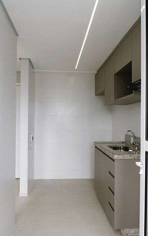 Apartamento para alugar com 65m², 2 quartos e 2 vagasCozinha