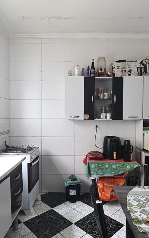 Casa à venda com 202m², 4 quartos e 1 vaga Casa à venda com 202m², 4 quartos e 1 vagaCozinha