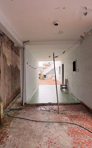 Casa à venda com 202m², 4 quartos e 1 vaga Casa à venda com 202m², 4 quartos e 1 vagaQuintal casa 2