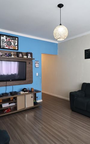 Casa à venda com 202m², 4 quartos e 1 vaga Casa à venda com 202m², 4 quartos e 1 vagaSala