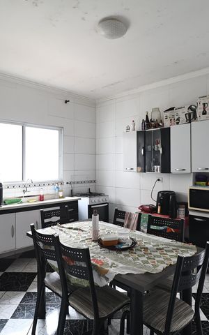 Casa à venda com 202m², 4 quartos e 1 vaga Casa à venda com 202m², 4 quartos e 1 vagaCozinha