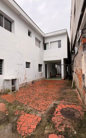 Casa à venda com 202m², 4 quartos e 1 vaga Casa à venda com 202m², 4 quartos e 1 vagaQuintal casa 2