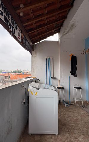 Casa à venda com 202m², 4 quartos e 1 vaga Casa à venda com 202m², 4 quartos e 1 vagaLavanderia/ churrascaria