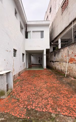 Casa à venda com 202m², 4 quartos e 1 vaga Casa à venda com 202m², 4 quartos e 1 vagaQuintal casa 2