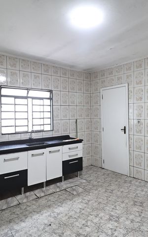 Casa à venda com 202m², 4 quartos e 1 vaga Casa à venda com 202m², 4 quartos e 1 vagaCozinha casa 2