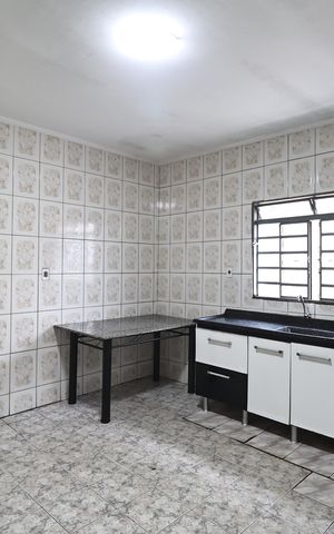 Casa à venda com 202m², 4 quartos e 1 vaga Casa à venda com 202m², 4 quartos e 1 vagaCozinha casa 2
