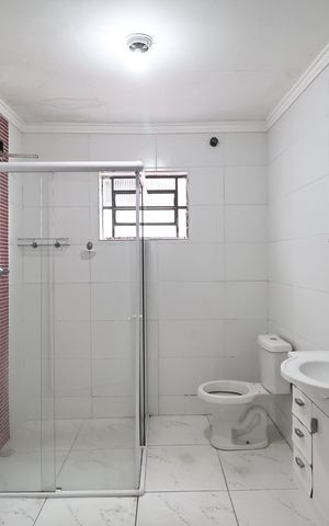 Casa à venda com 202m², 4 quartos e 1 vaga Casa à venda com 202m², 4 quartos e 1 vagaBanheiro casa 2