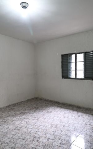 Casa à venda com 202m², 4 quartos e 1 vaga Casa à venda com 202m², 4 quartos e 1 vagaQuarto 1 casa 2