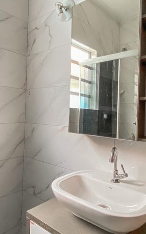 Casa à venda com 120m², 2 quartos e 3 vagasBanheiro 