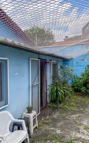 Casa à venda com 120m², 2 quartos e 3 vagasQuintal 