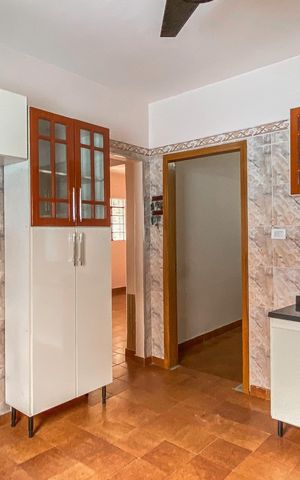 Casa à venda com 120m², 2 quartos e 3 vagasCozinha 