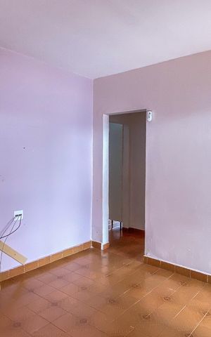 Casa à venda com 120m², 2 quartos e 3 vagasSala 