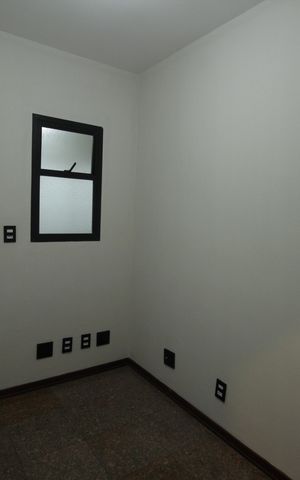 Apartamento para alugar com 162m², 3 quartos e 1 vagaQuarto de Serviço