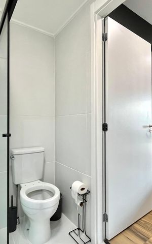 Studio para alugar com 40m², 1 quarto e 1 vaga Studio para alugar com 40m², 1 quarto e 1 vagaBanheiro