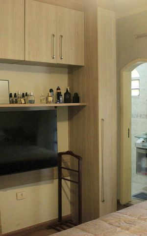 Casa à venda com 196m², 4 quartos e 2 vagasSuíte 