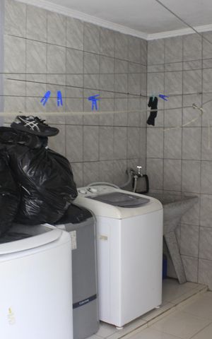 Casa à venda com 196m², 4 quartos e 2 vagasQuintal e lavanderia 