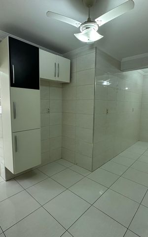 Apartamento para alugar com 150m², 4 quartos e 1 vaga Apartamento para alugar com 150m², 4 quartos e 1 vagaCozinha
