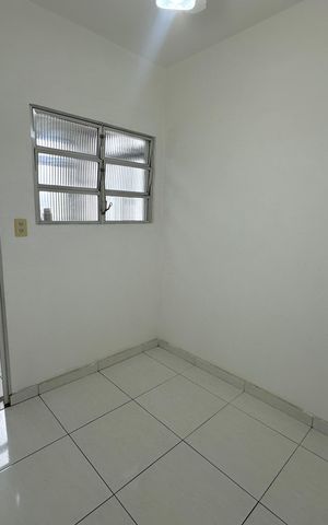 Apartamento para alugar com 150m², 4 quartos e 1 vaga Apartamento para alugar com 150m², 4 quartos e 1 vagaQuarto de Serviço