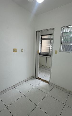 Apartamento para alugar com 150m², 4 quartos e 1 vaga Apartamento para alugar com 150m², 4 quartos e 1 vagaQuarto de Serviço