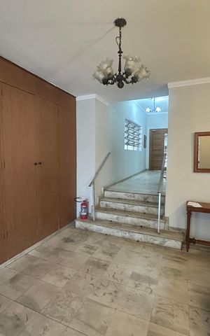 Apartamento para alugar com 150m², 4 quartos e 1 vaga Apartamento para alugar com 150m², 4 quartos e 1 vagaHall de entrada