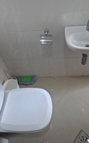 Apartamento para alugar com 200m², 3 quartos e 3 vagasBanheiro de Serviço
