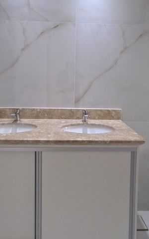 Apartamento para alugar com 200m², 3 quartos e 3 vagasBanheiro do Quarto 1