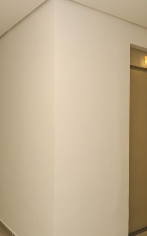 Apartamento para alugar com 37m², 2 quartos e sem vagaÁrea comum - Saguão do andar