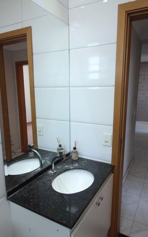 Apartamento para alugar com 207m², 3 quartos e 2 vagasBanheiro 1