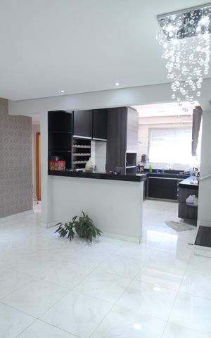 Apartamento para alugar com 207m², 3 quartos e 2 vagasSala