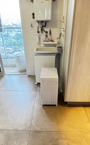 Apartamento à venda com 140m², 4 quartos e 4 vagas Apartamento à venda com 140m², 4 quartos e 4 vagasÁrea de Serviço