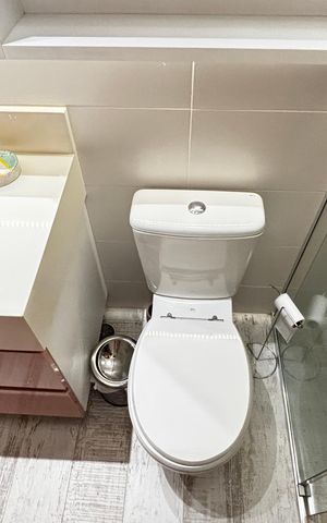 Apartamento à venda com 140m², 4 quartos e 4 vagas Apartamento à venda com 140m², 4 quartos e 4 vagasBanheiro da Suíte 2