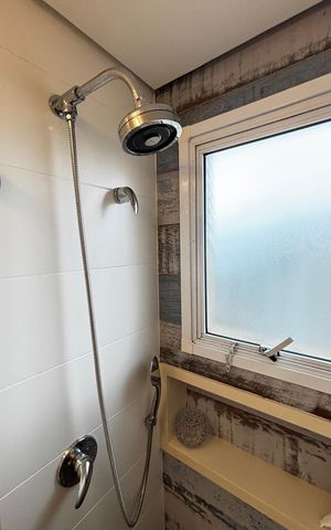 Apartamento à venda com 140m², 4 quartos e 4 vagas Apartamento à venda com 140m², 4 quartos e 4 vagasBanheiro da Suíte 3