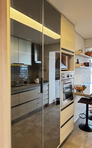 Apartamento à venda com 140m², 4 quartos e 4 vagas Apartamento à venda com 140m², 4 quartos e 4 vagasCozinha
