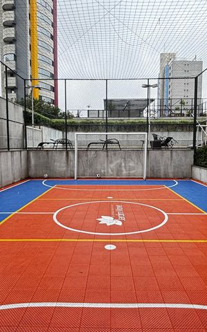 Apartamento à venda com 140m², 4 quartos e 4 vagas Apartamento à venda com 140m², 4 quartos e 4 vagasQuadra