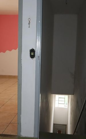 Casa para alugar com 75m², 2 quartos e sem vagaHall de entrada