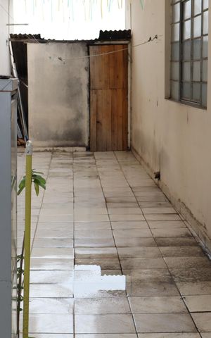 Casa para alugar com 75m², 2 quartos e sem vagaÁrea externa