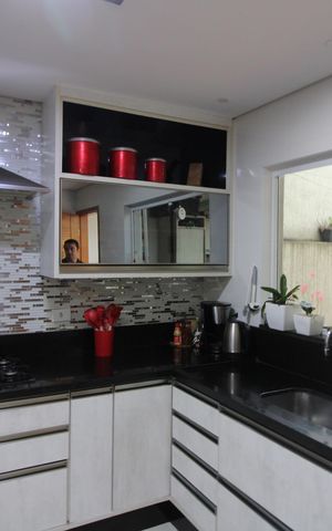 Casa à venda com 140m², 4 quartos e 2 vagasCozinha