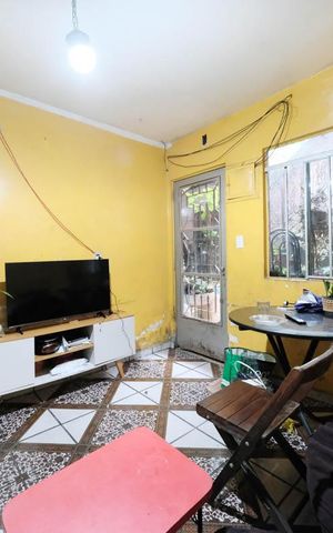 Casa à venda com 229m², 4 quartos e 5 vagasSala