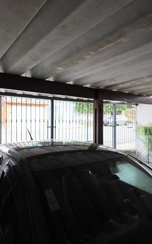 Casa à venda com 232m², 4 quartos e 2 vagasGaragem
