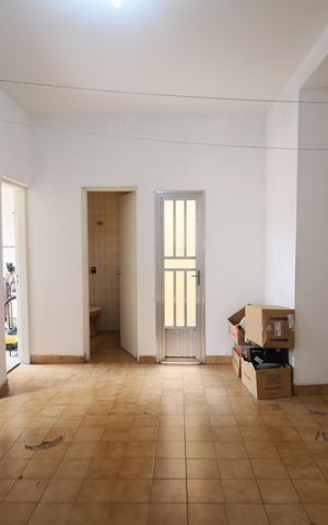 Casa à venda com 232m², 4 quartos e 2 vagasSala 2