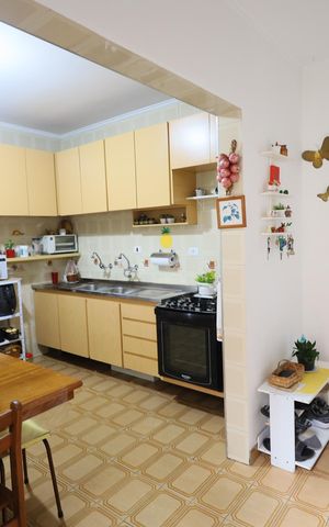 Casa à venda com 232m², 4 quartos e 2 vagasCozinha
