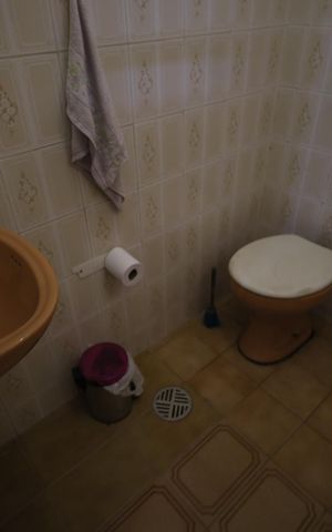 Casa à venda com 232m², 4 quartos e 2 vagasBanheiro 4