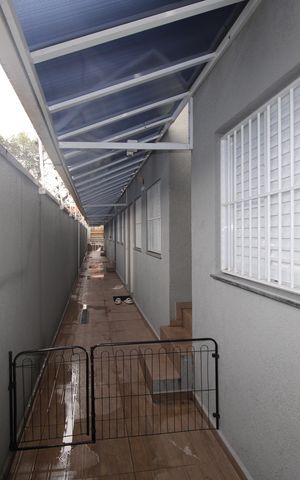 Casa de condomínio para alugar com 46m², 2 quartos e 1 vagaEntrada