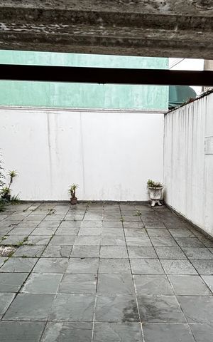 Casa para alugar com 67m², 2 quartos e 1 vaga Casa para alugar com 67m², 2 quartos e 1 vagaGaragem